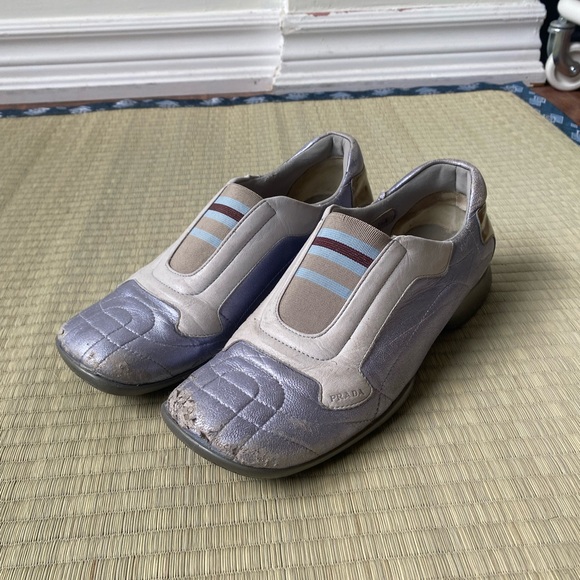 Vintage metallic Prada shoes - Picture 2 of 8